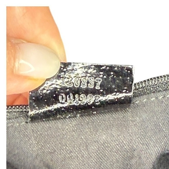 Gucci Black GG Canvas Tote / Satchel with Patent Leather Trim – Made in Italy - Picture 14 of 14